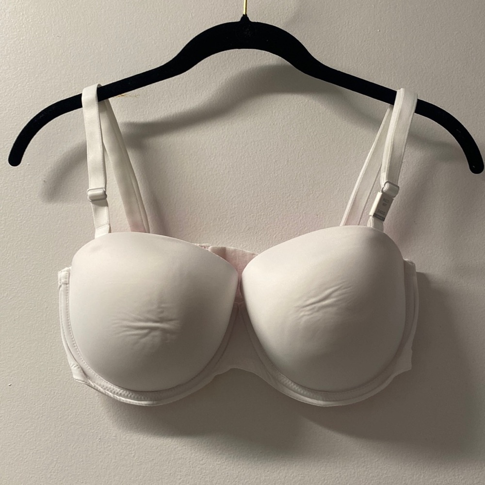 2 for $20 Victoria’s Secret Convertible Bra 34DD